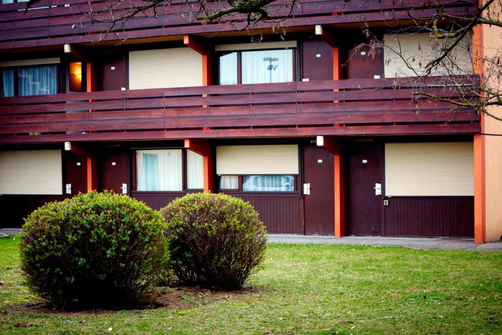 Campanile Hotel Mayenne Kamer foto